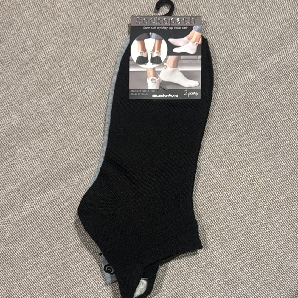 New Sockopath 2pk Men's Black / light grey Low Cut Socks w/ expression heel tabs